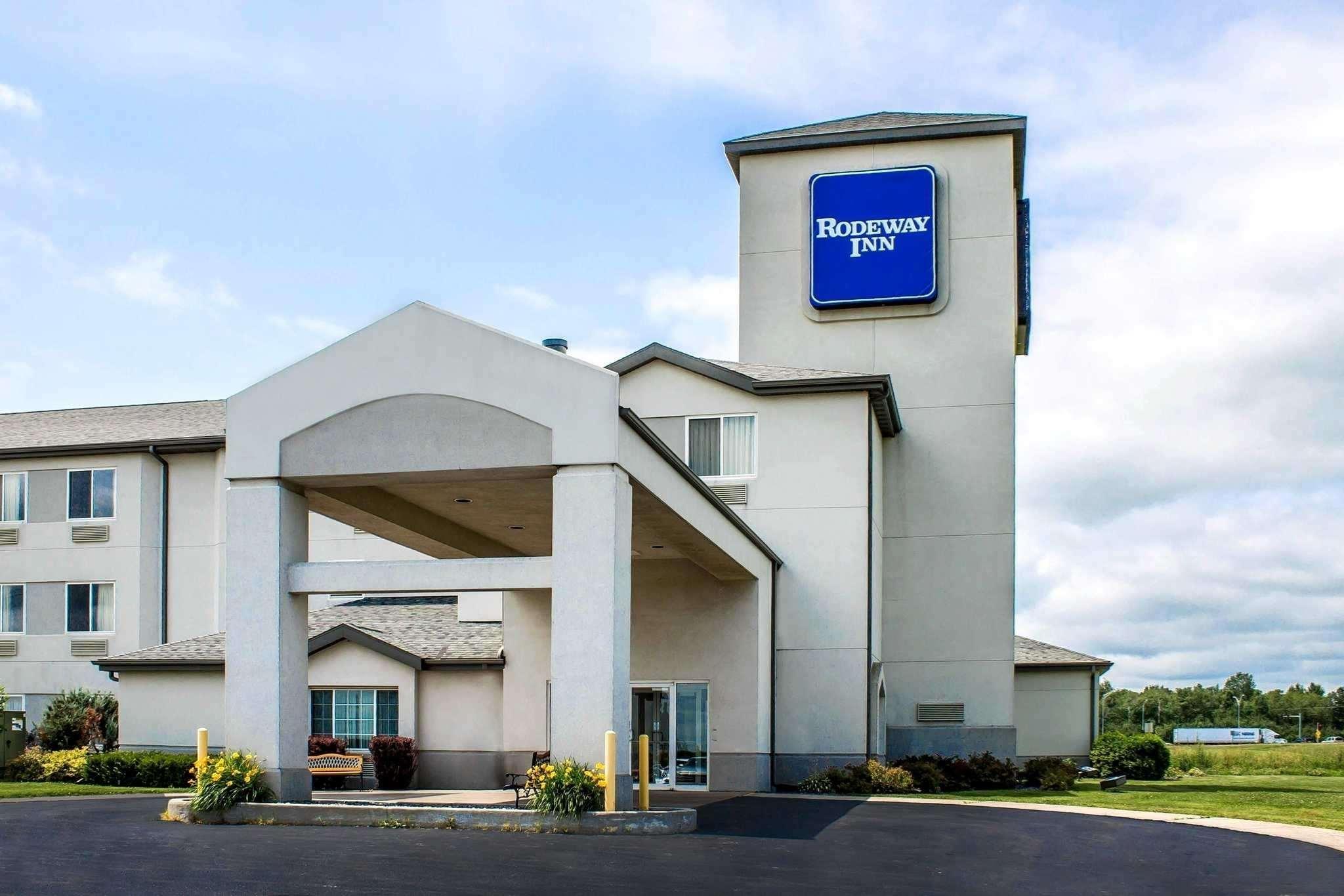 Rodeway Inn Abbotsford Екстер'єр фото